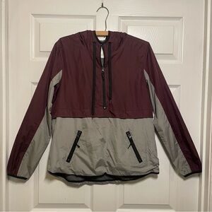 Zumiez Zine Women’s Half Zip Pullover Windbreaker Medium Maroon Grey Fall